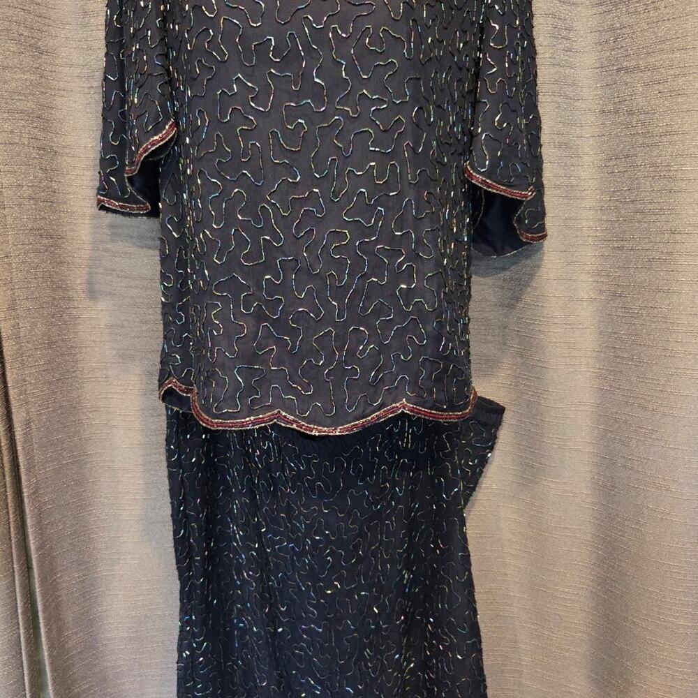 Scala Vintage 100% silk intricately beaded skirt suit, sz  1x navy blue gem tone